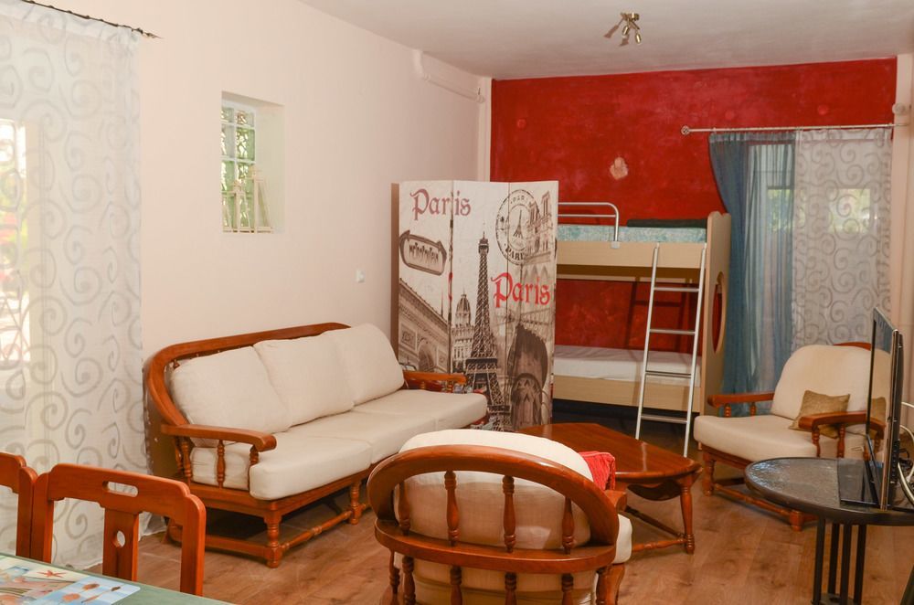 Home Suites แอร์ซอนิสซอส ภายนอก รูปภาพ
