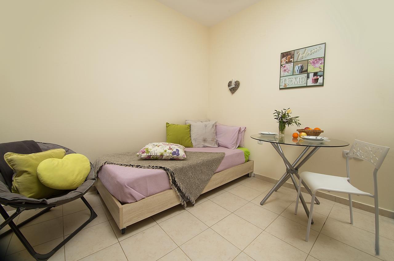 Home Suites แอร์ซอนิสซอส ภายนอก รูปภาพ