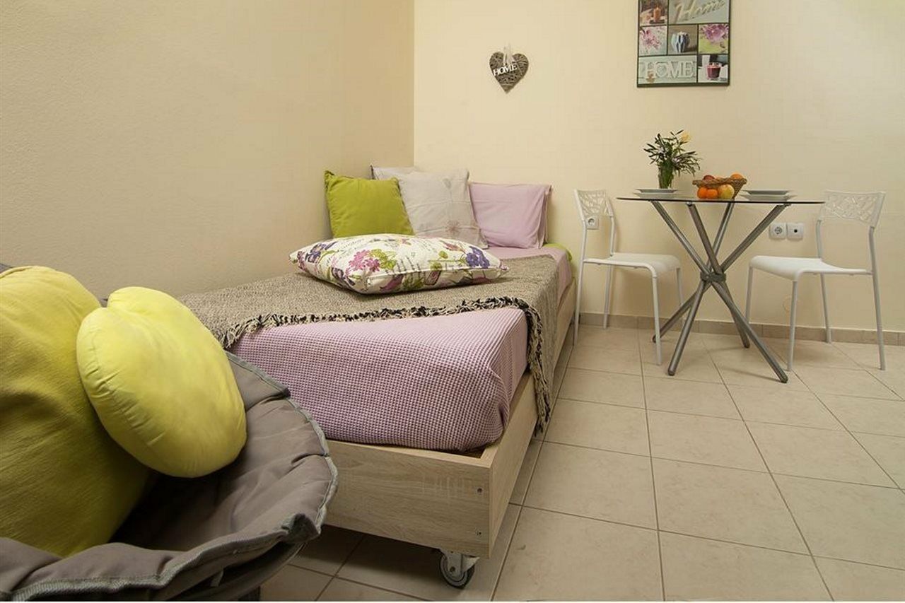 Home Suites แอร์ซอนิสซอส ภายนอก รูปภาพ