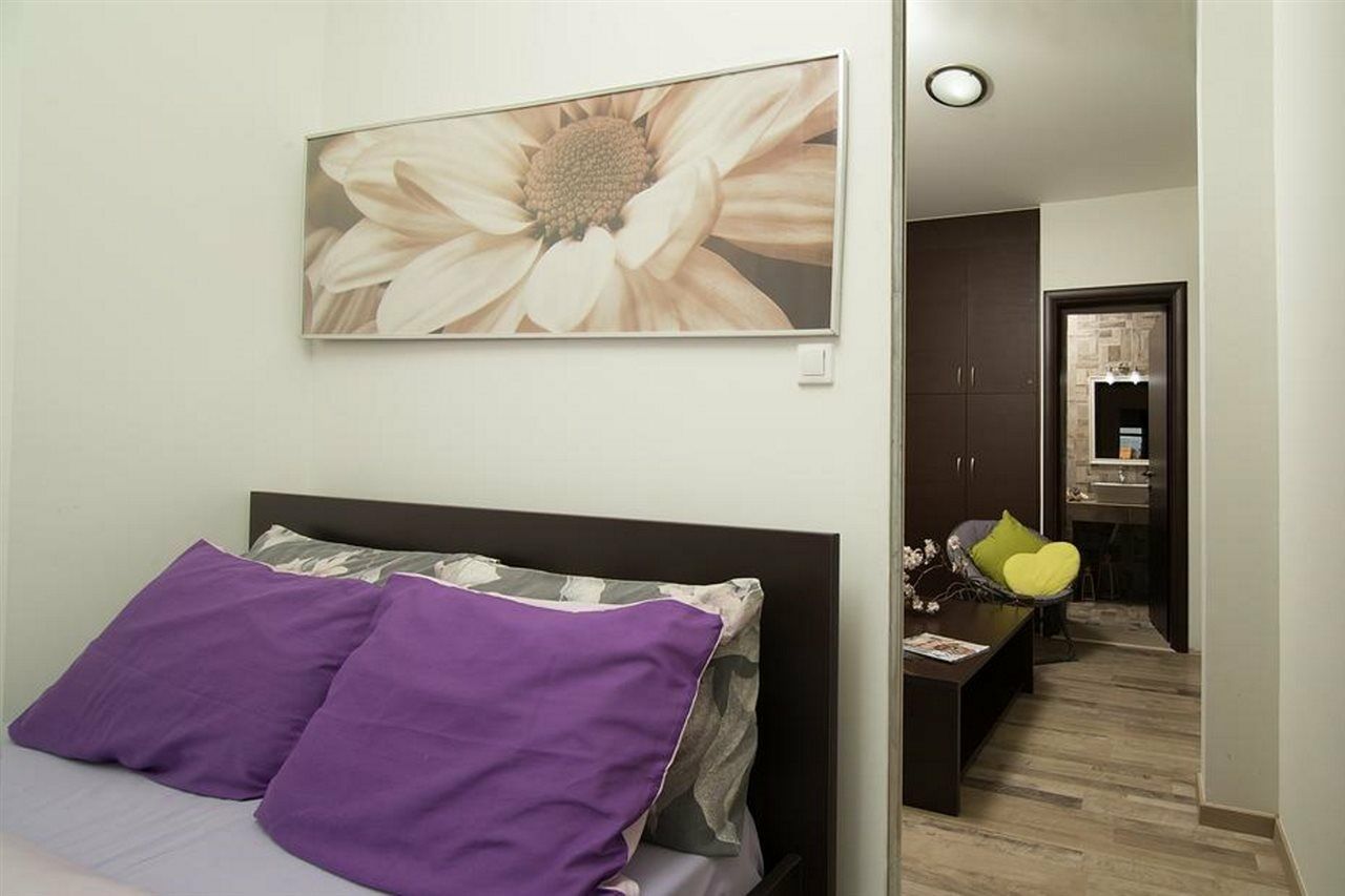 Home Suites แอร์ซอนิสซอส ภายนอก รูปภาพ